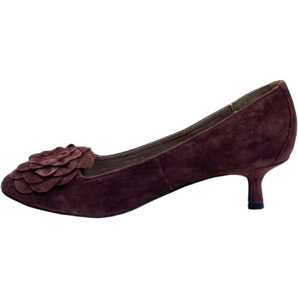 Donald J. Pliner Wine Burgundy Suede Kitten Heel Flower Toe Pumps 7 New No Box - Picture 6 of 9